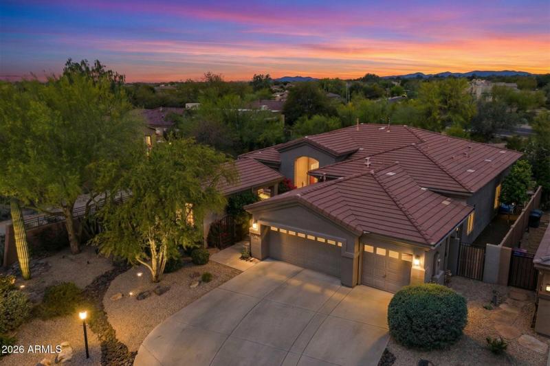 Digital twilight - driveway