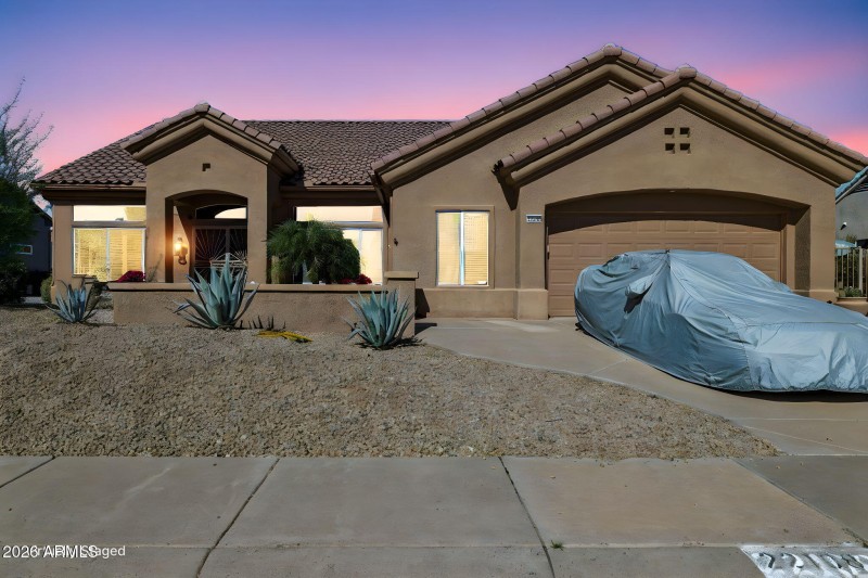 4-web-or-mls-22108-n-veterans-dr