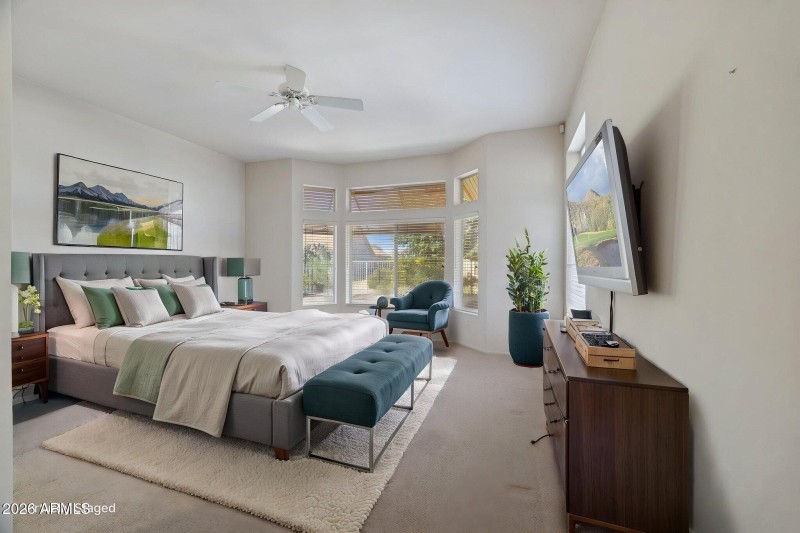 32-web-or-mls-22108-n-veterans-dr