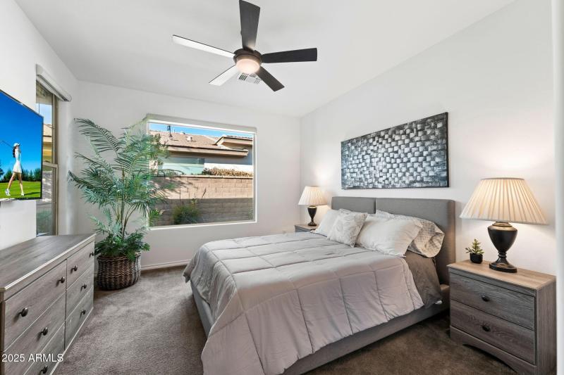 014__678 E Cobble Stone Dr