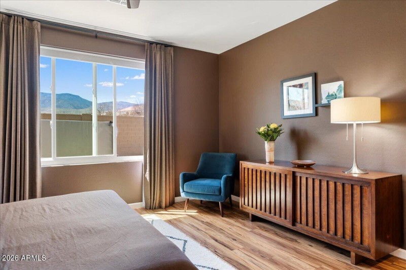 20-Primary Bedroom View