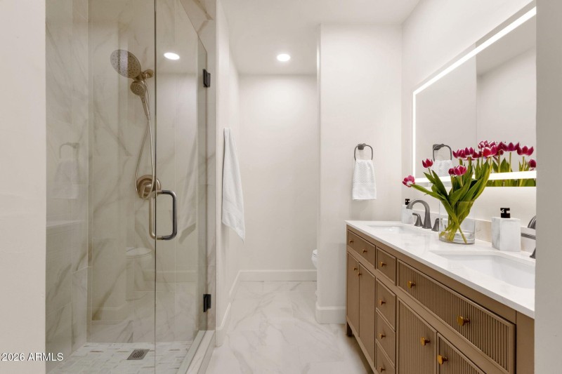 24-web-or-mls-10101-n-arabian-trail