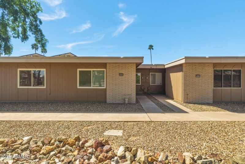 1-web-or-mls-13810 N 111th Ave--8