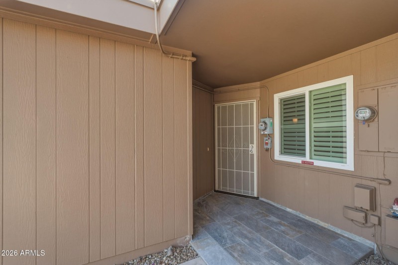 11-web-or-mls-13810 N 111th Ave--11