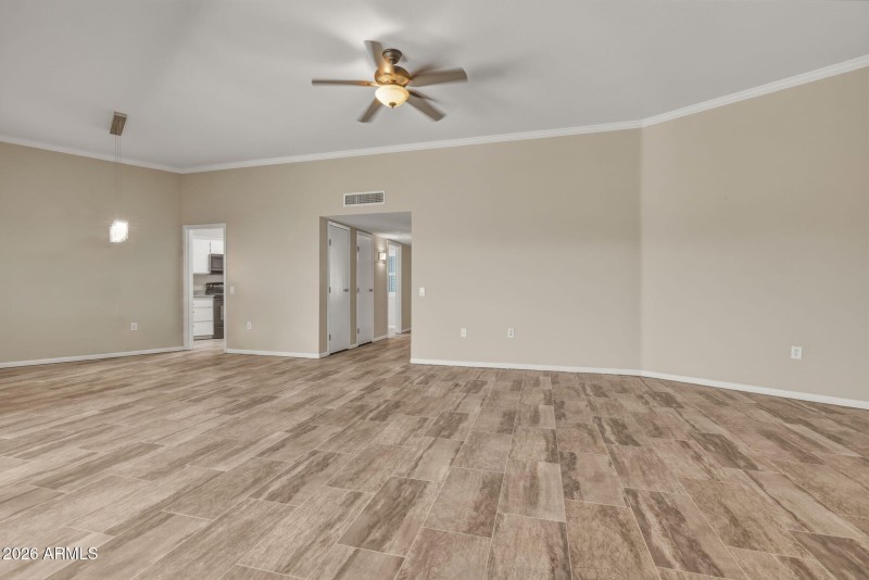 19-web-or-mls-13810 N 111th Ave--1