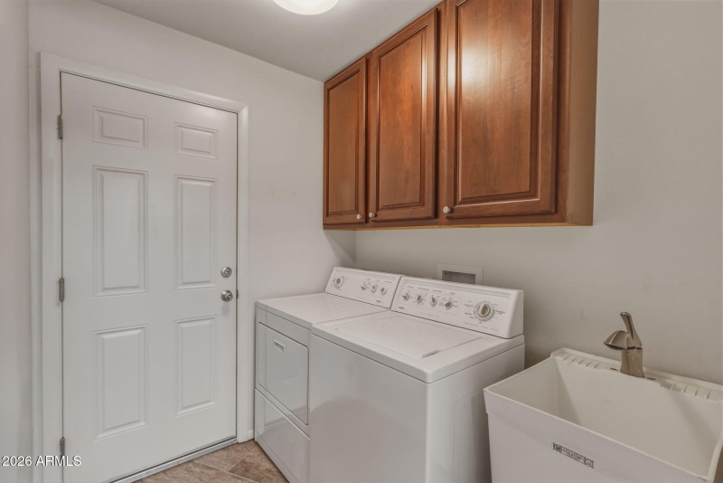 31-web-or-mls-13810 N 111th Ave--30