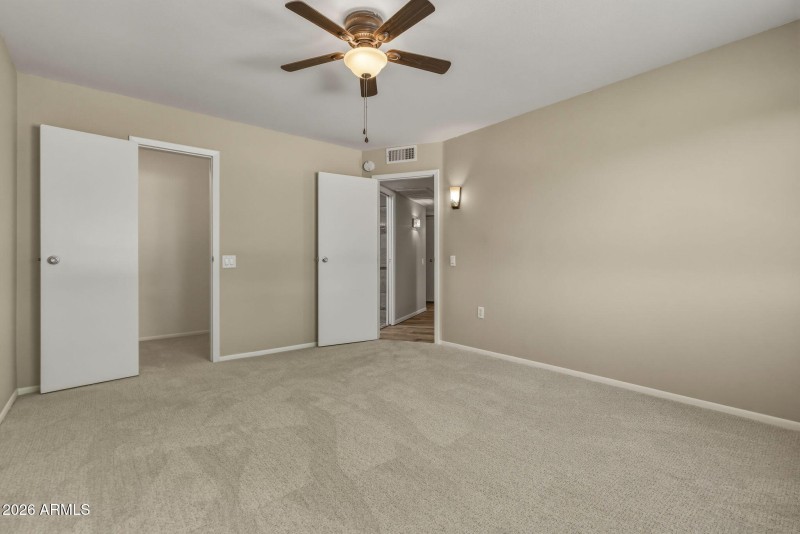 35-web-or-mls-13810 N 111th Ave--38