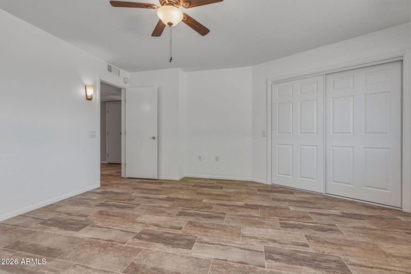 43-web-or-mls-13810 N 111th Ave--34