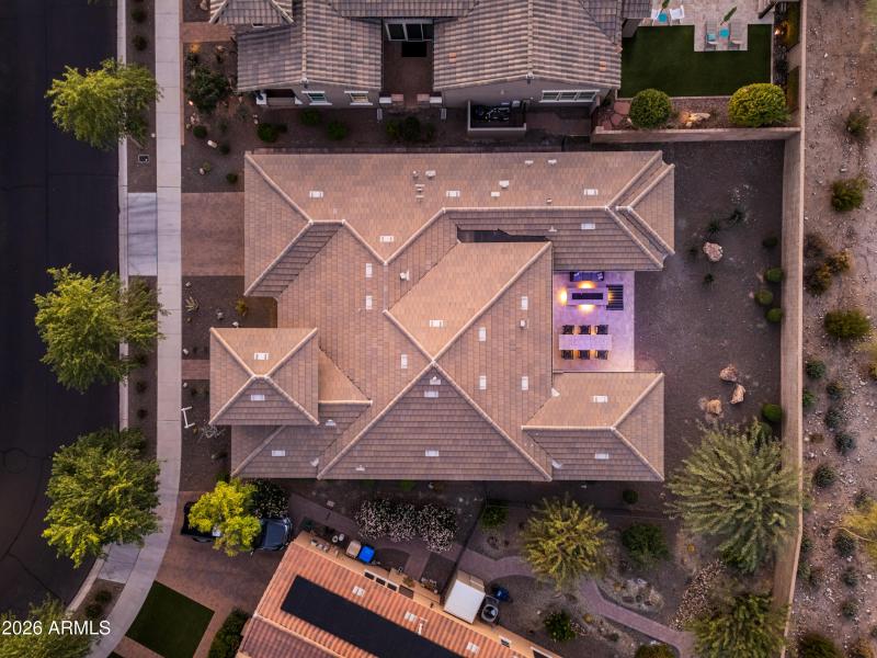 7_20942 w college drive-7