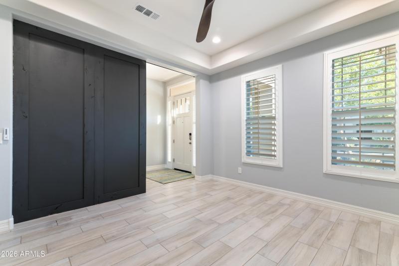 32_20942 w college drive-32