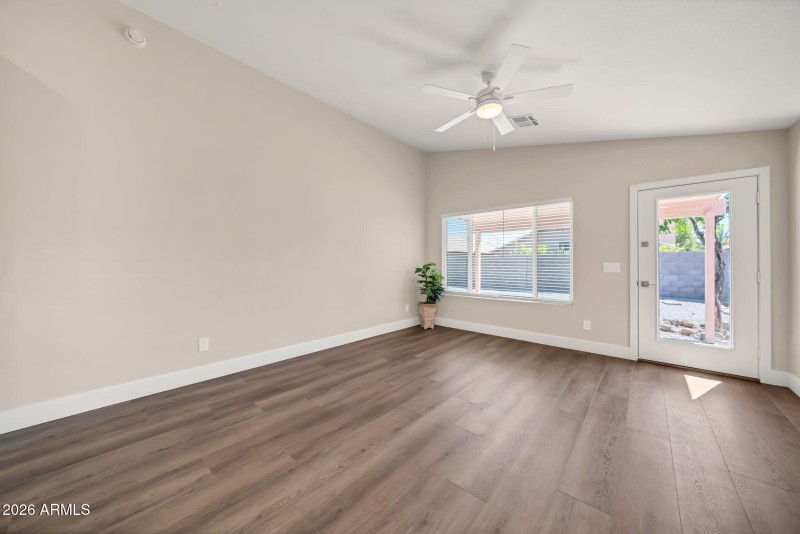 Light and bright living space