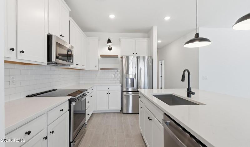 Monroe Ranch Lot #2 Kitchen (4) (Large)