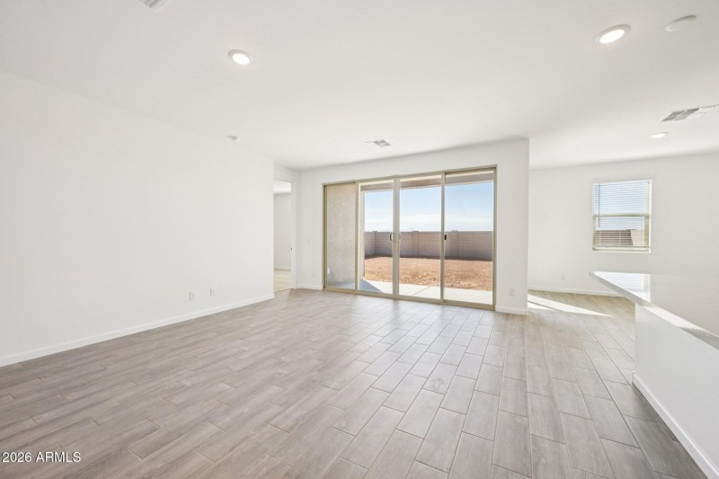 8-web-or-mls-W Camino de Oro-S1103-008