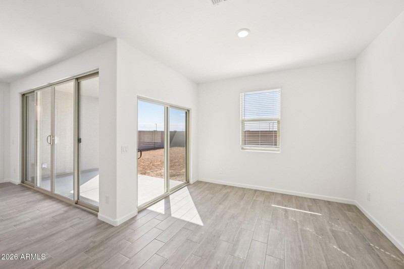 16-web-or-mls-W Camino de Oro-S1103-016