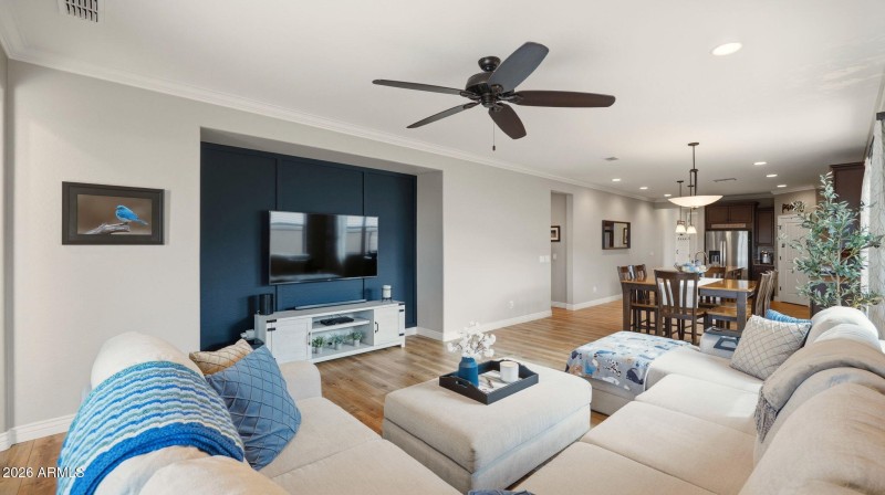 11-web-or-mls-P1497295