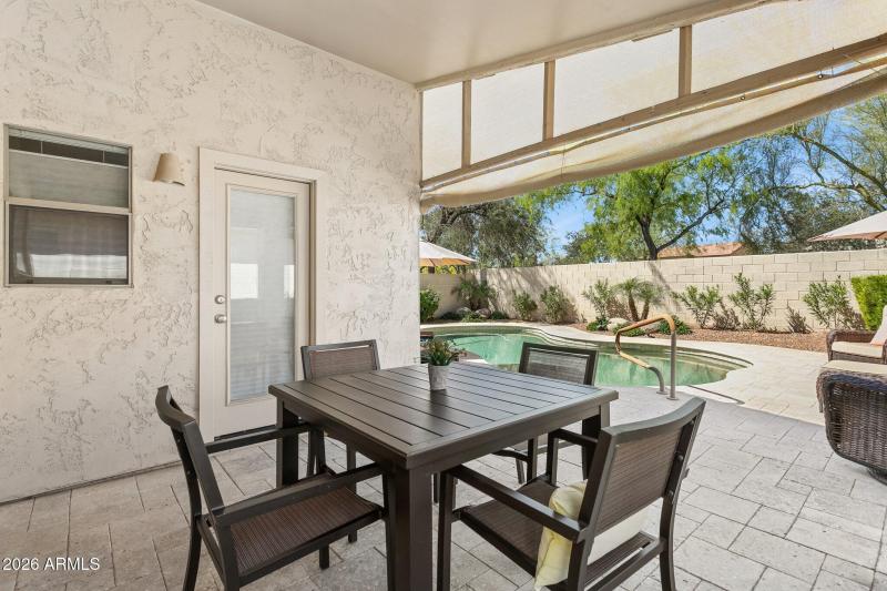 31-web-or-mls-21610-n-44th-pl