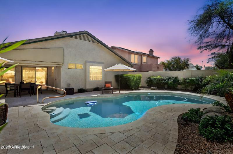 34-web-or-mls-21610-n-44th-pl