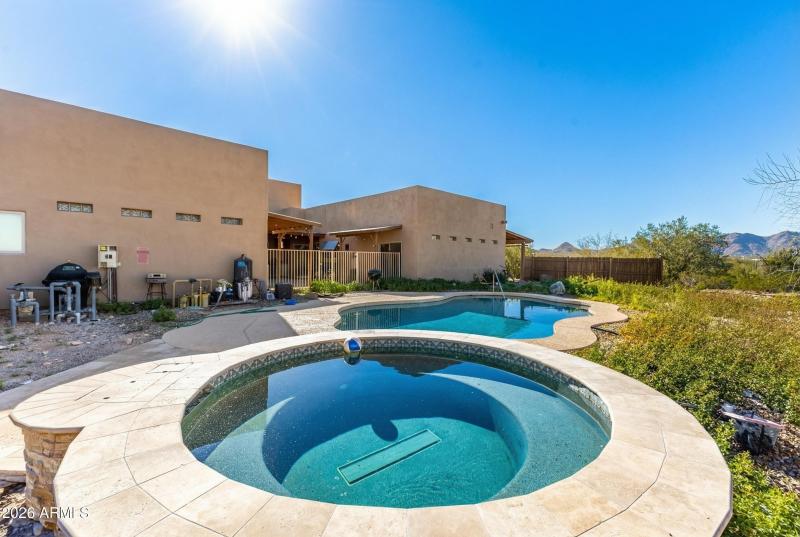 c5753a8e-a91a-4bcd-aaca-37422a8a1ef7