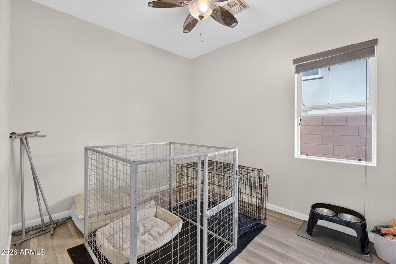 31-web-or-mls-40W Nelson Pl