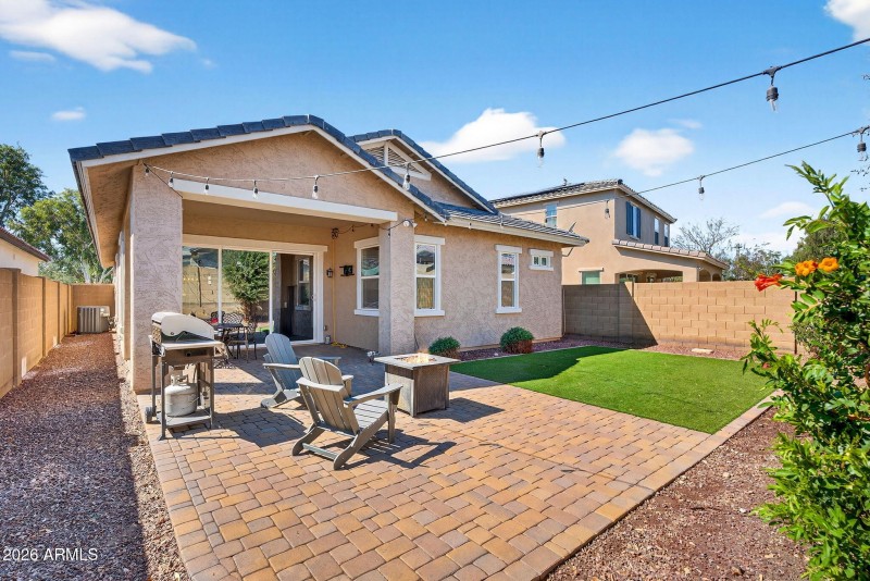 35-web-or-mls-66W Nelson Pl