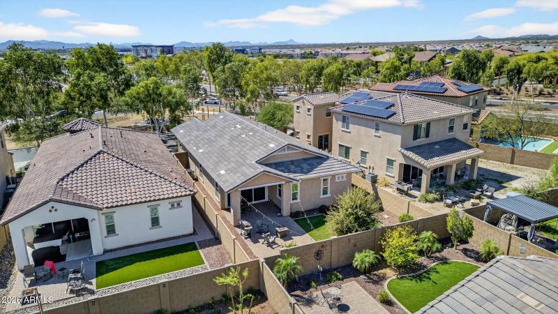 52-web-or-mls-17W Nelson Pl