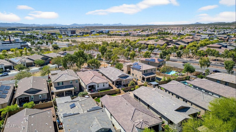 58-web-or-mls-12W Nelson Pl