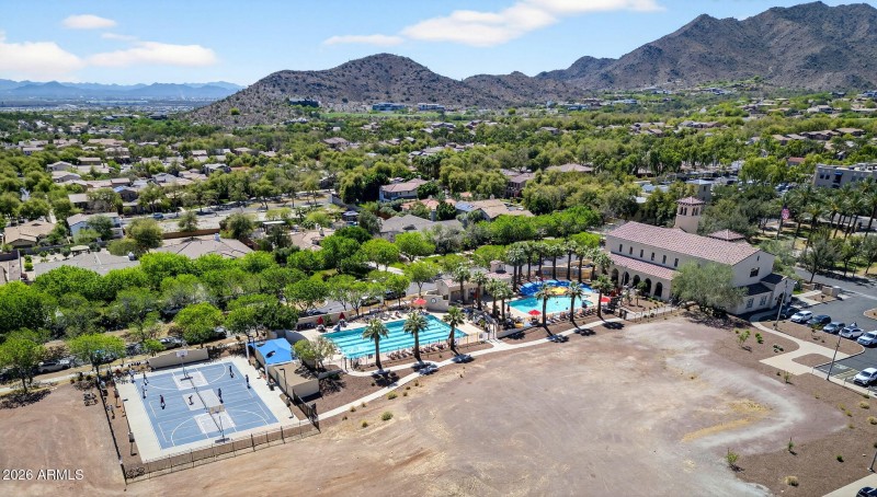 69-web-or-mls-23W Nelson Pl