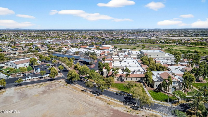 73-web-or-mls-27W Nelson Pl