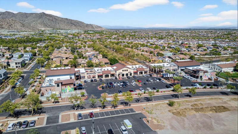 76-web-or-mls-30W Nelson Pl