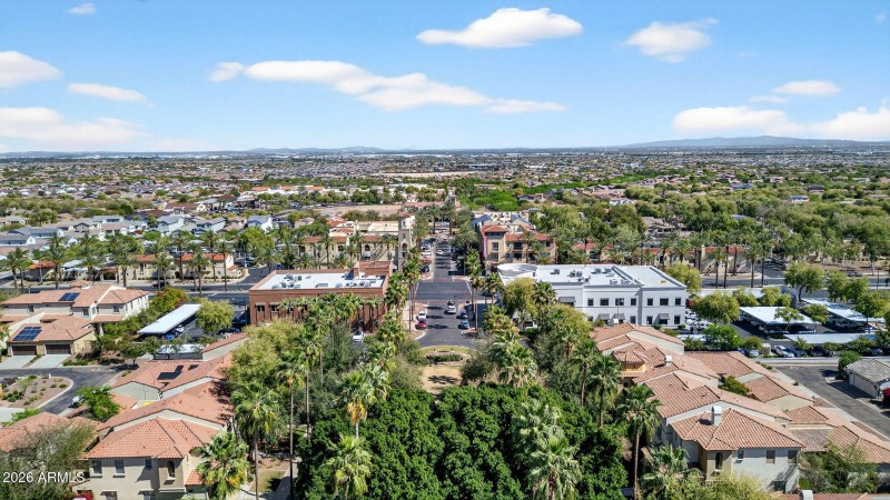 82-web-or-mls-36W Nelson Pl