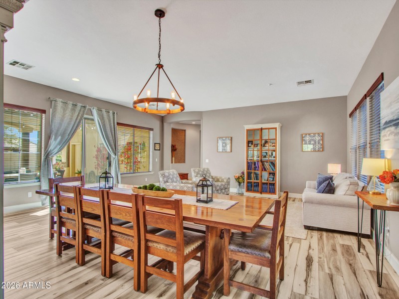 05-Living-&-Dining-(3)