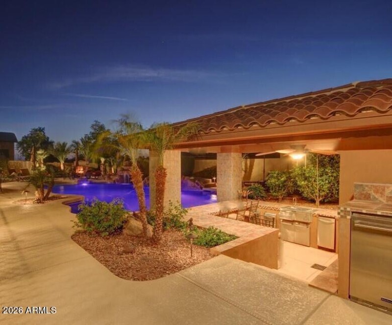 Evening pool - 129th