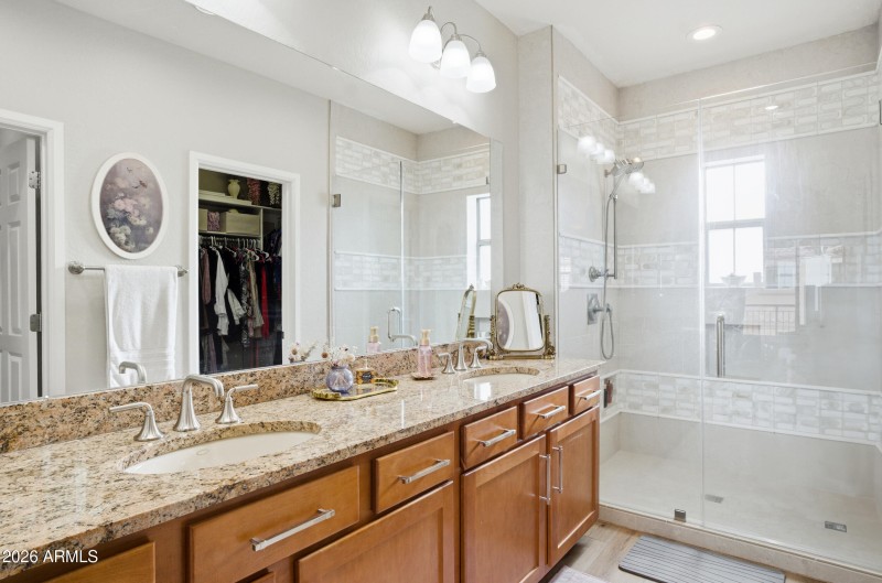 3935 e rough rider rd 1219-15