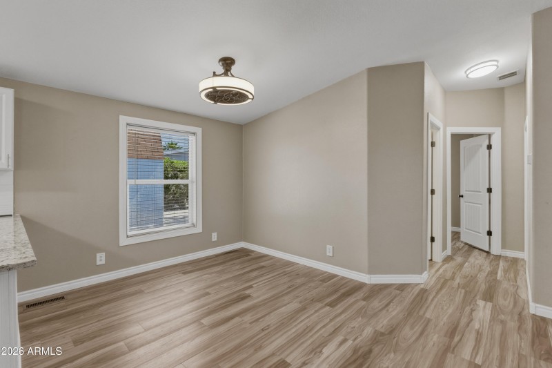 2000 S Apache Blvd #371-14