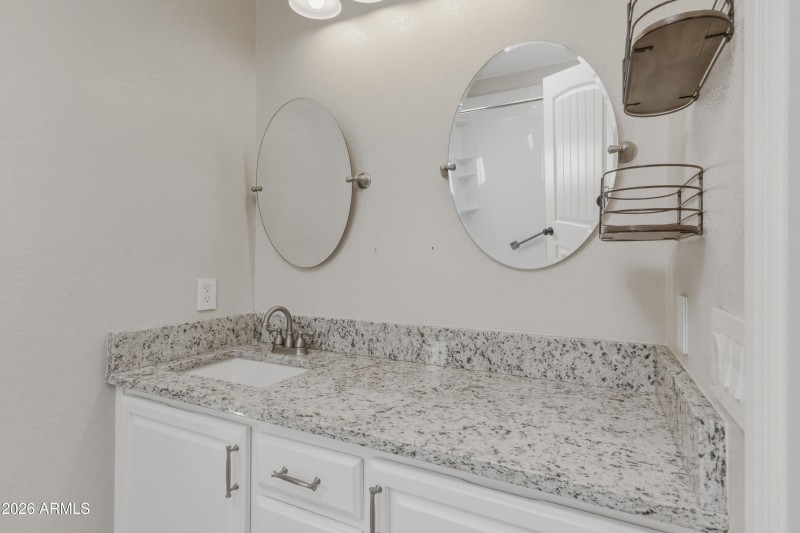 2000 S Apache Blvd #371-21