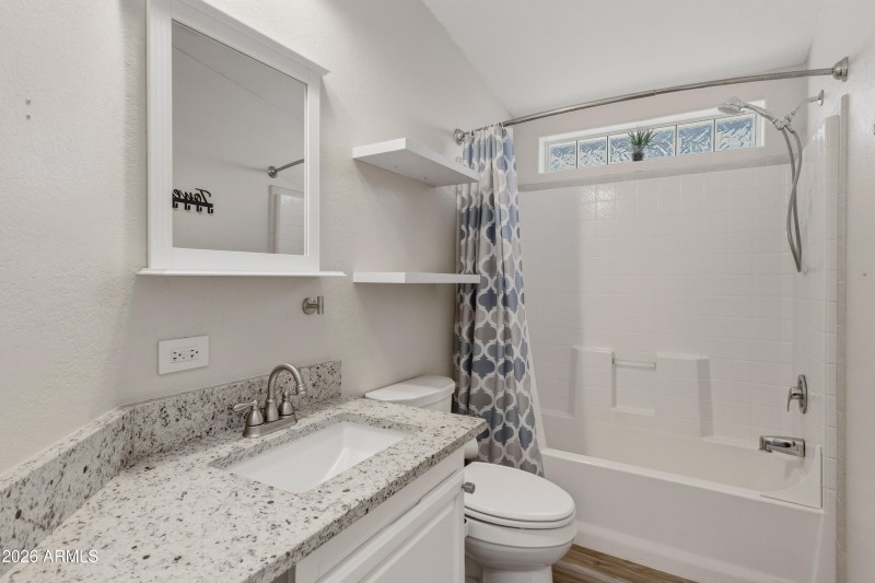 2000 S Apache Blvd #371-26