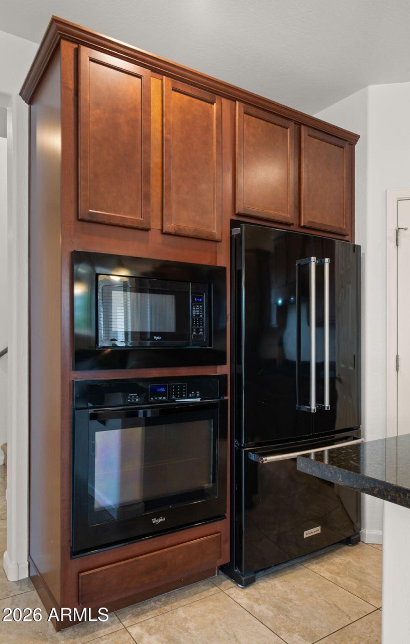 15-web-or-mls-Kitchen5