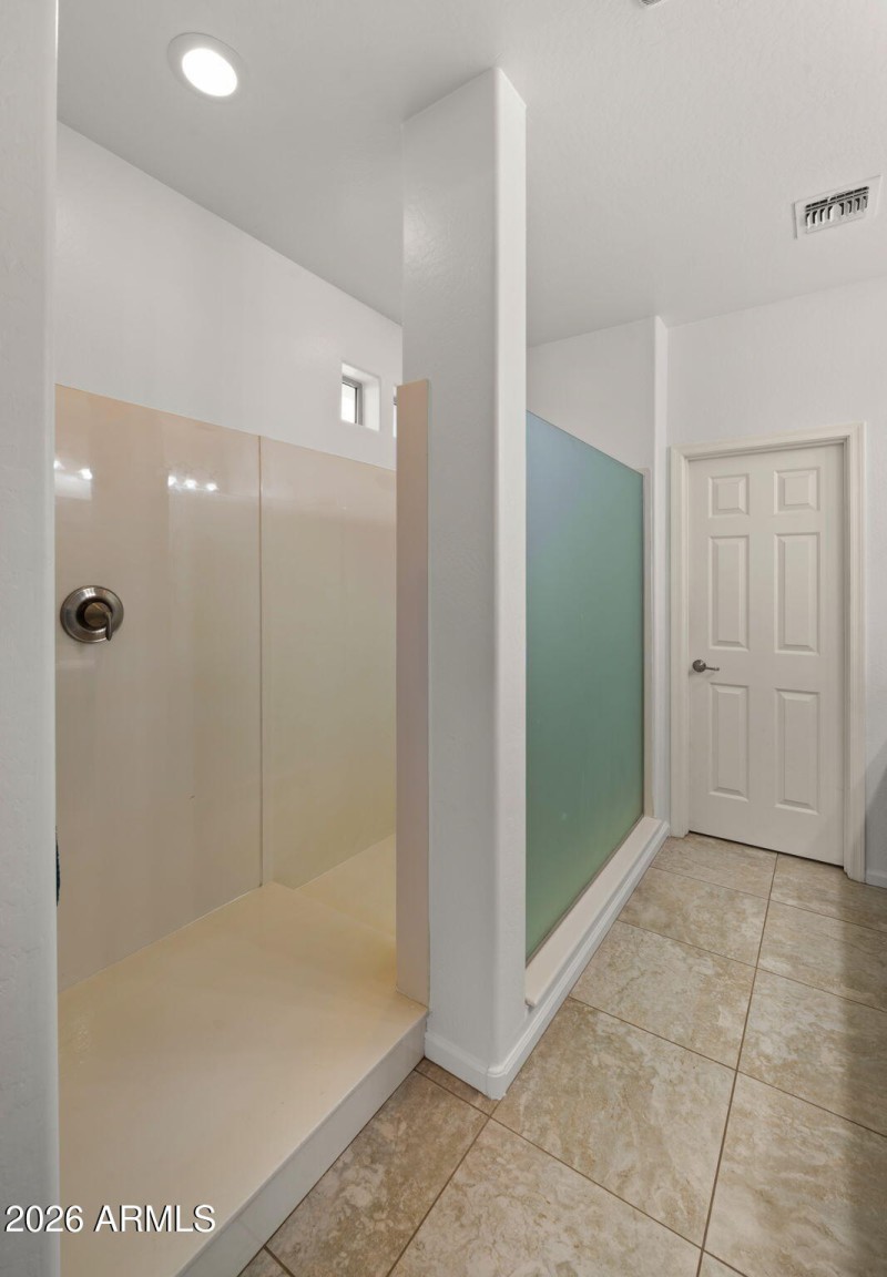 35-web-or-mls-Primary Bedroom5