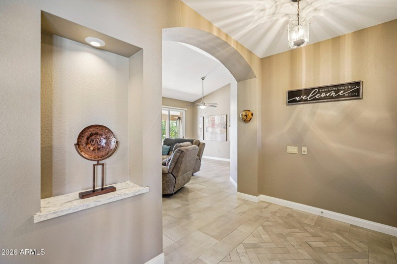 28-web-or-mls-N 148th Dr-S1203-028