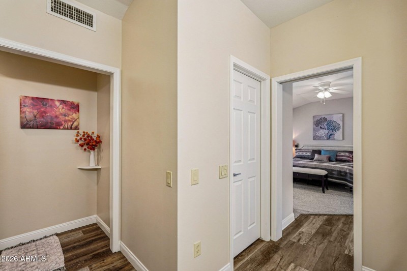 36-web-or-mls-N 148th Dr-S1203-036