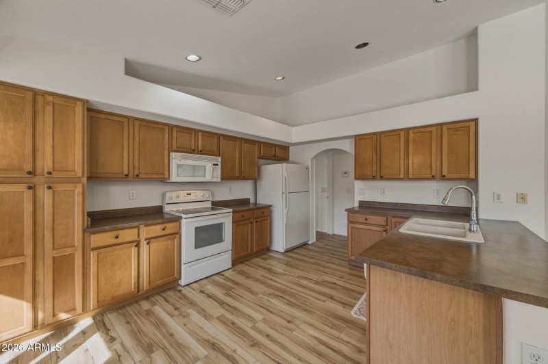 20-web-or-mls-43229 W Hillman Dr-119