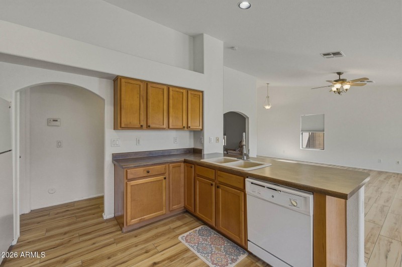 23-web-or-mls-43229 W Hillman Dr-122