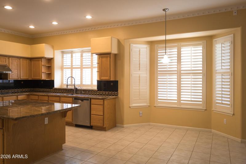 3_Kitchen Bay window