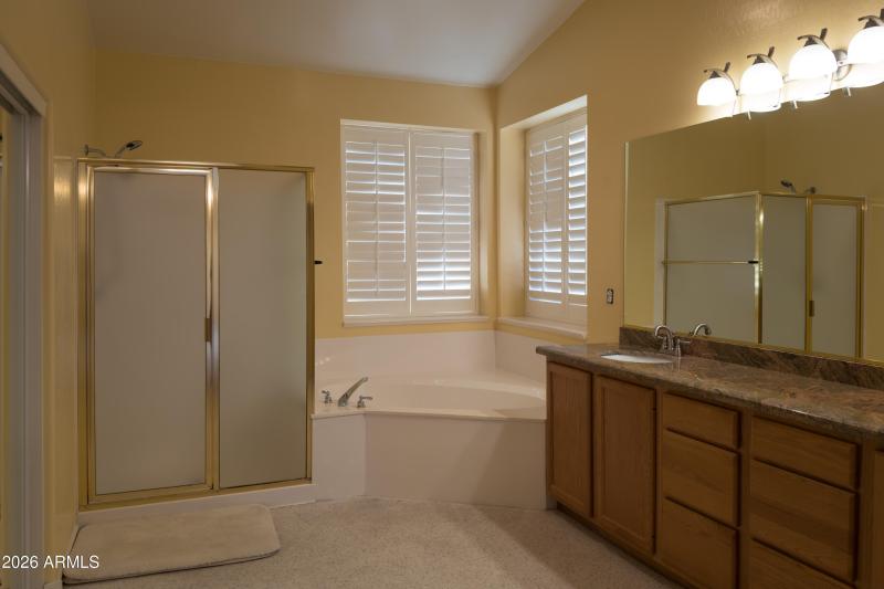 5_master bath_