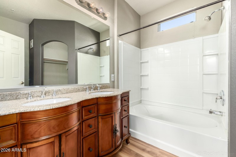 17 - Cave Creek 18250