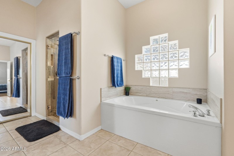 Primary Bathroom - Jetted Tub