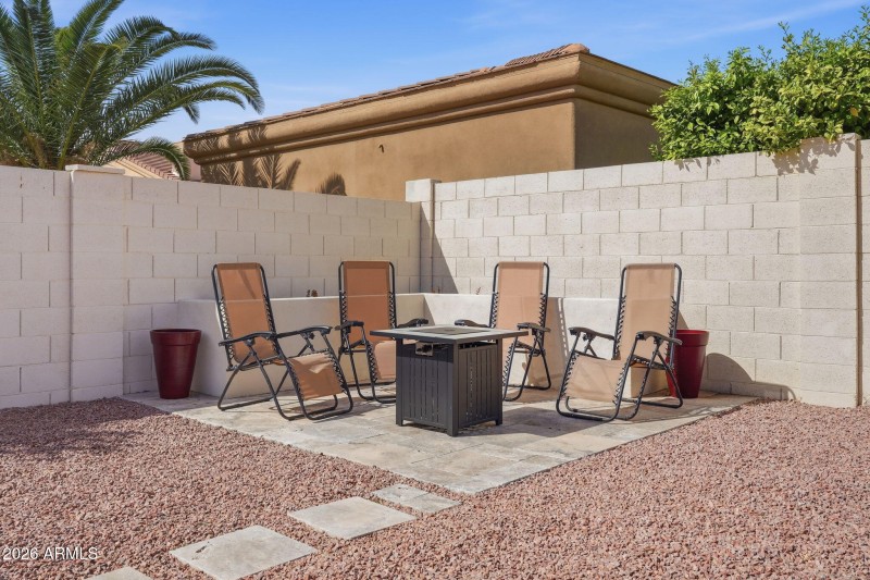 Backyard - Sitting Area, Pic #2