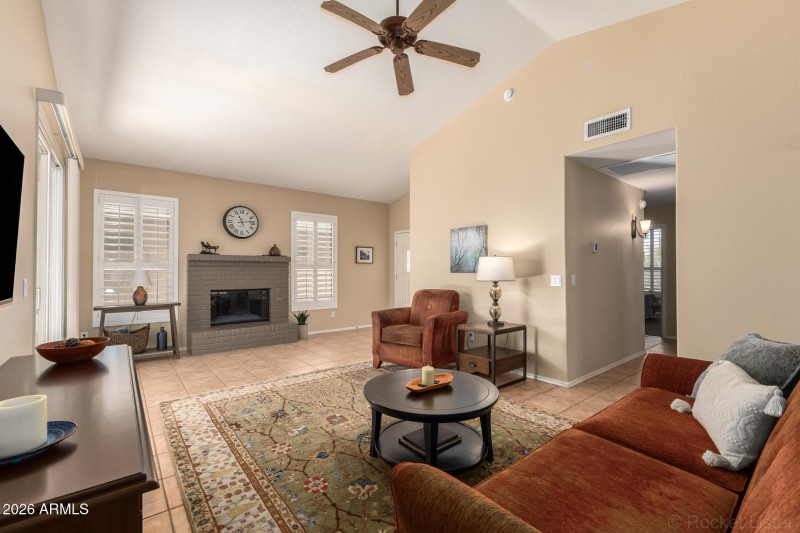 Great Room_4432 Melinda