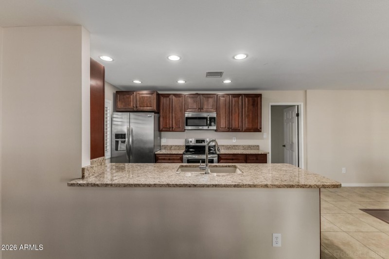 convenient breakfast bar