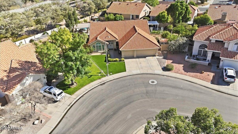 07-c8f530d5-f6d7-42f5-93bb-bb2e4a83872c